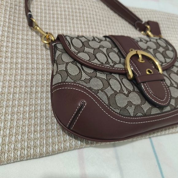 Coach Vintage Leather Saddle Bag - Picture 2 of 9